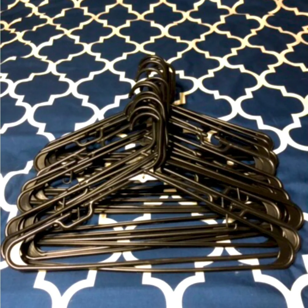 20 Black plastic Hangers